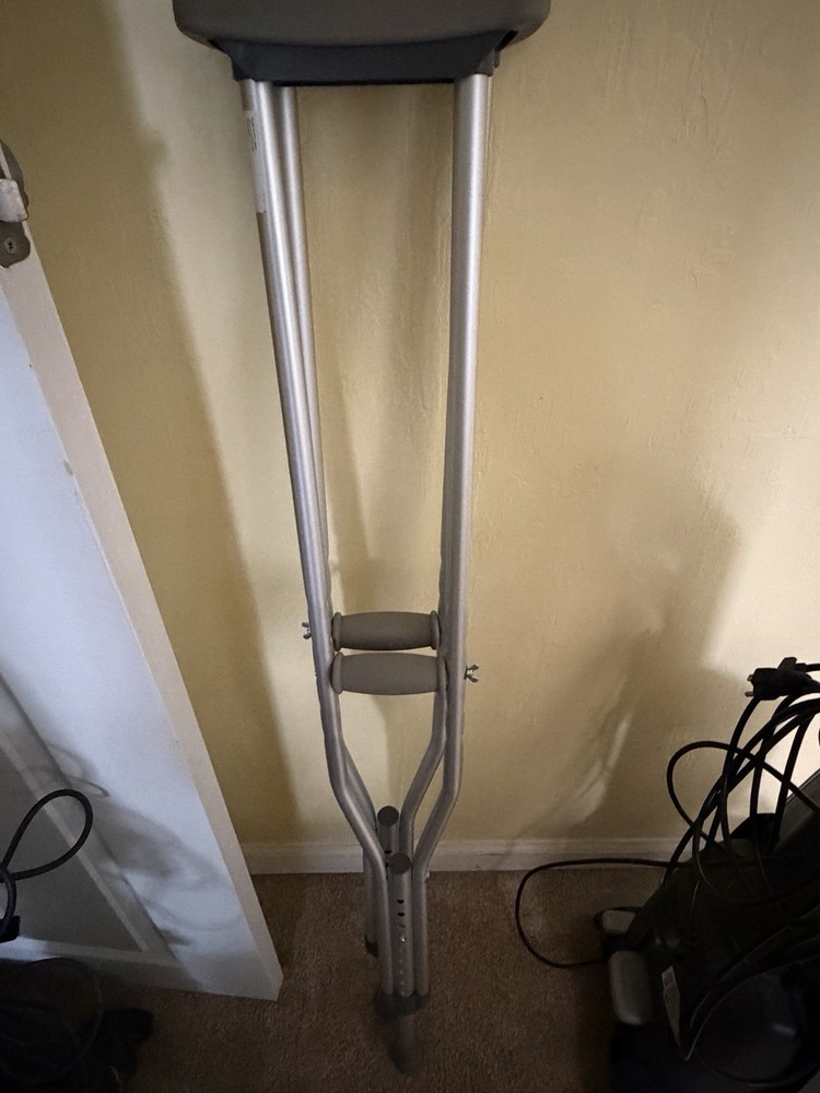 crutches adult