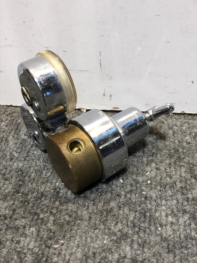 Used Matheson 3320 Single-Stage Regulator