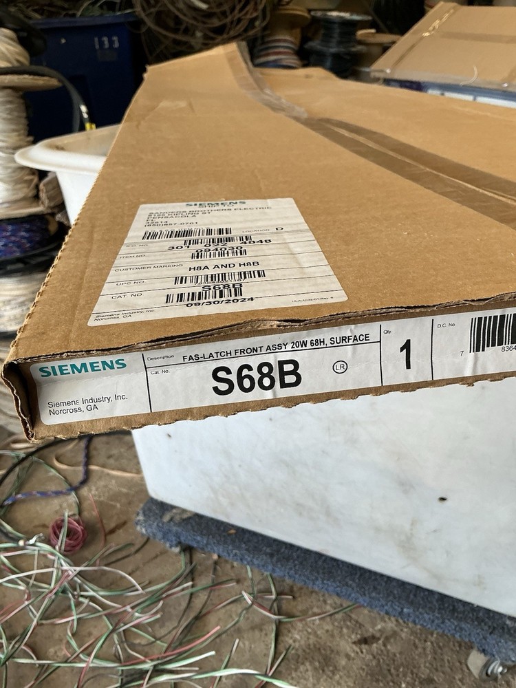 Siemens S68B Surface Mount Panelboard Cover 68x20"