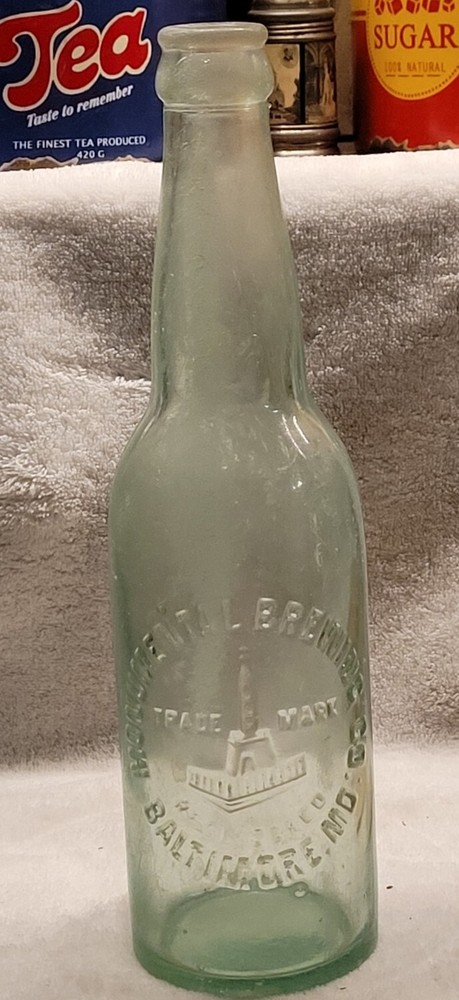 MONUMENTAL BREWING COMPANY BEER BOTTLE BALTIMORE MARYLAND NICE EMBOSSED GRAPHICS