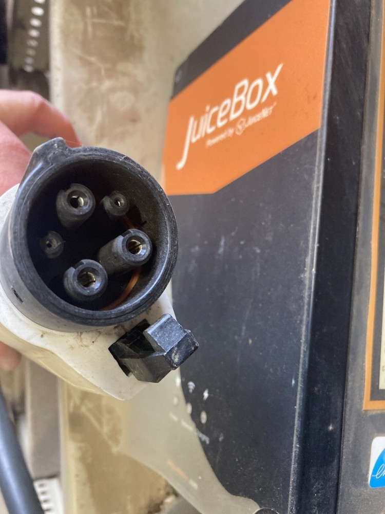 JUICEBOX PRO 40 EV Vehicle Charger Charging Station
