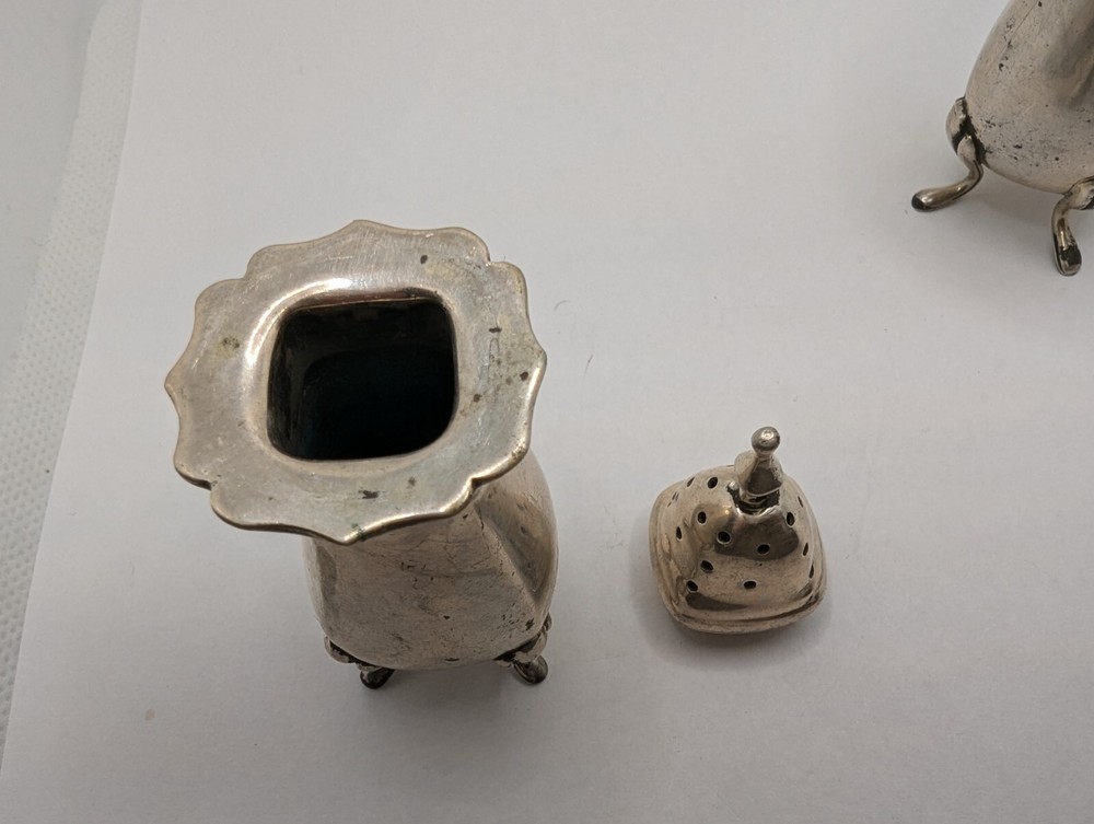 2 Antique Elegant Footed Salt Shakers, 800 Silver