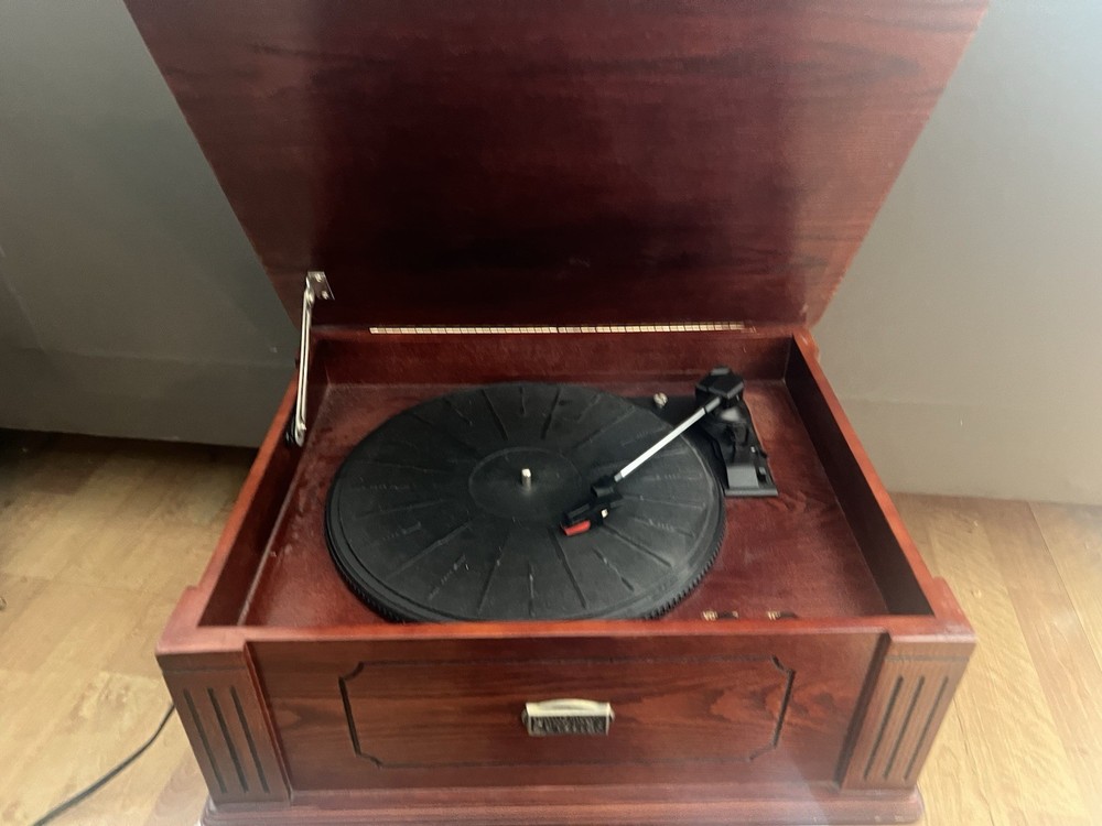 Thomas Pacconi Classics Brown Wooden Record Player Turntable