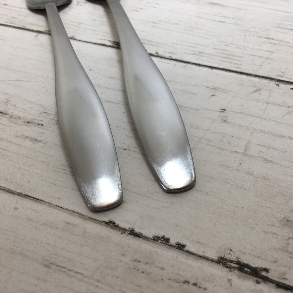 Hampton Silversmiths Gourdon 18/0 Stainless Flatware Dinner Fork x 2