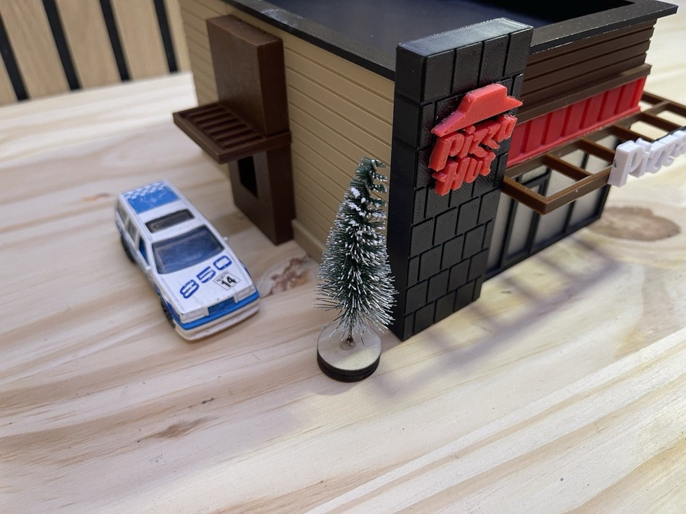 1/64 Scale Pizza Hut Restaurant Building 3D Printed Model