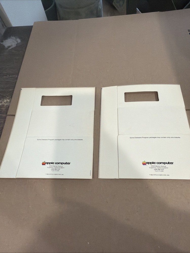 apple iie diskware sleeve lot of 2 empty