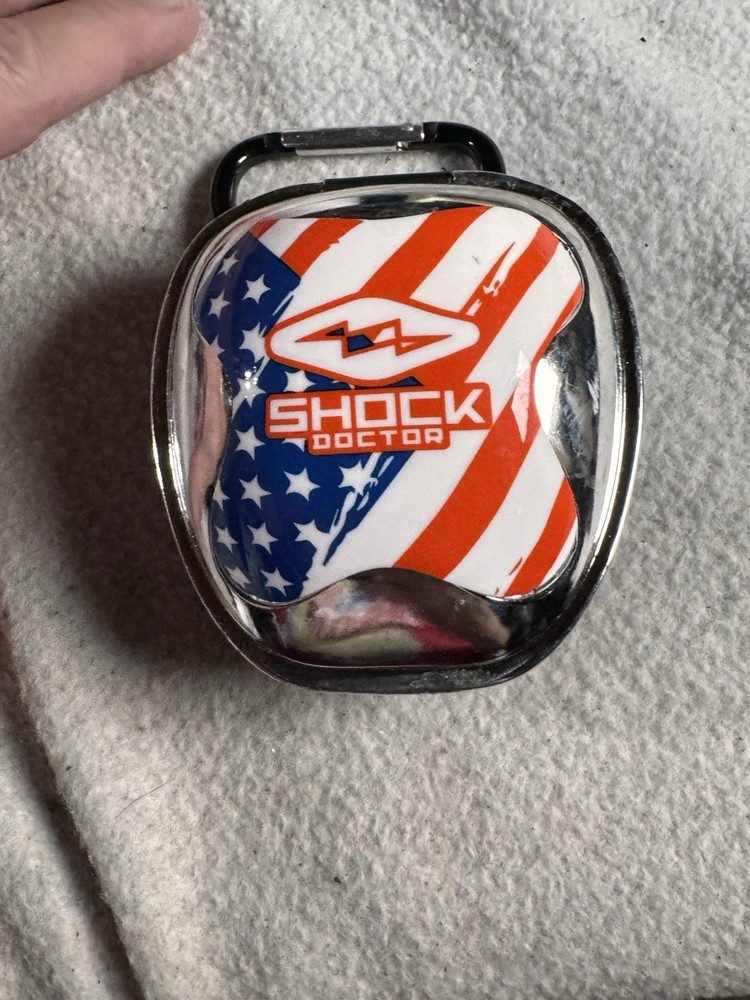Shock Doctor Mouthguard Case With Clip