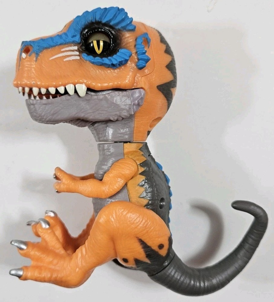 Untamed T-Rex - SCRATCH - Fingerlings Interactive Dinosaur 2017 - Tested Working