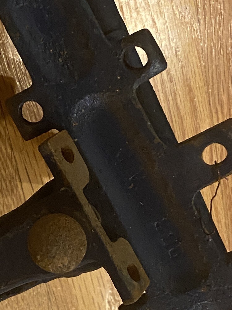 UNKNOWN VINTAGE PART OR TOOL PIECE - CAR? TRACTOR? TOOL?