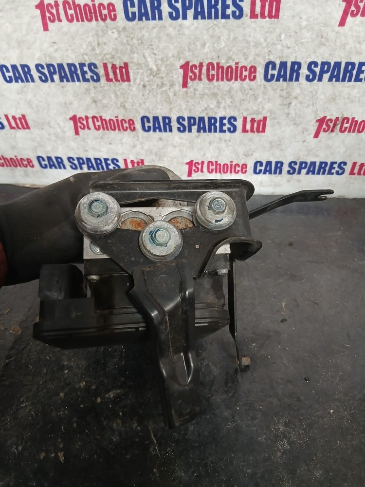 Honda Jazz mk3 2011 ABS Pump MODULE UNIT TF0G6