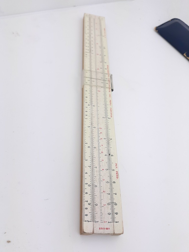 10" Engineering Instruments Slide Rule Model 250-BT W/ Case