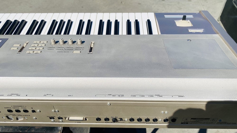 KORG Triton Studio ST88 Keyboard Music Workstation/Sampler