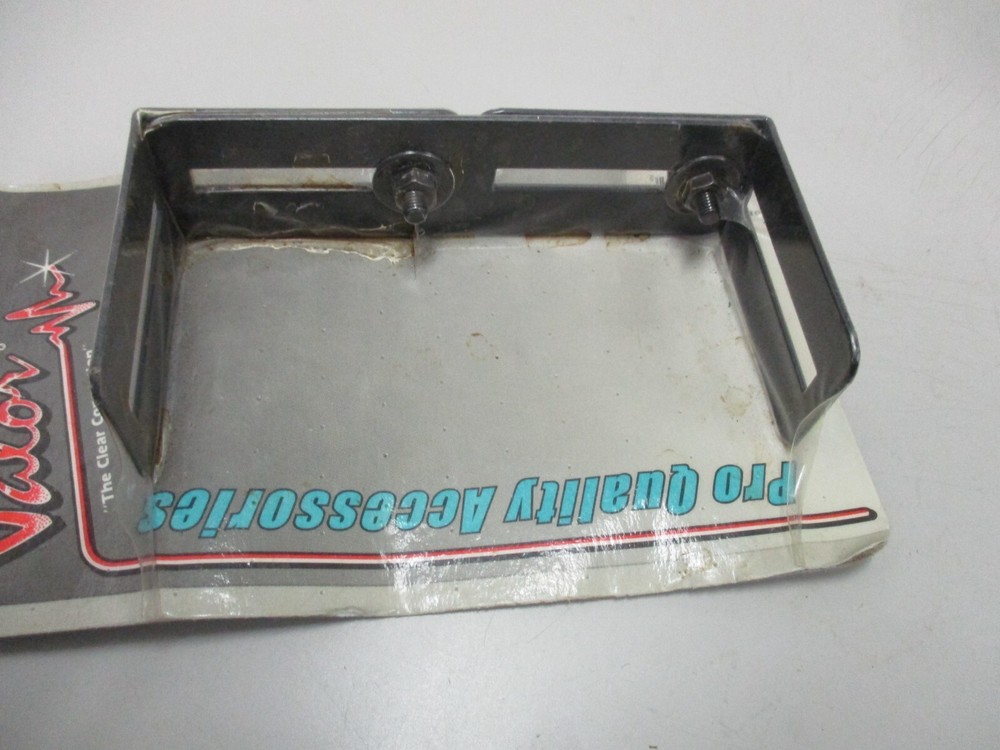 Valour Model # 220 Universal Radio Bracket NOS