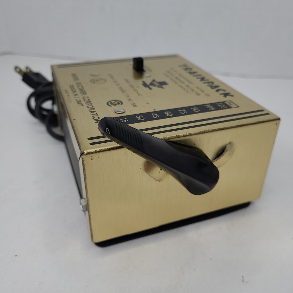 MRC TrainPack Model 100 HO Toy Transformer Scale 16v AC Read Description