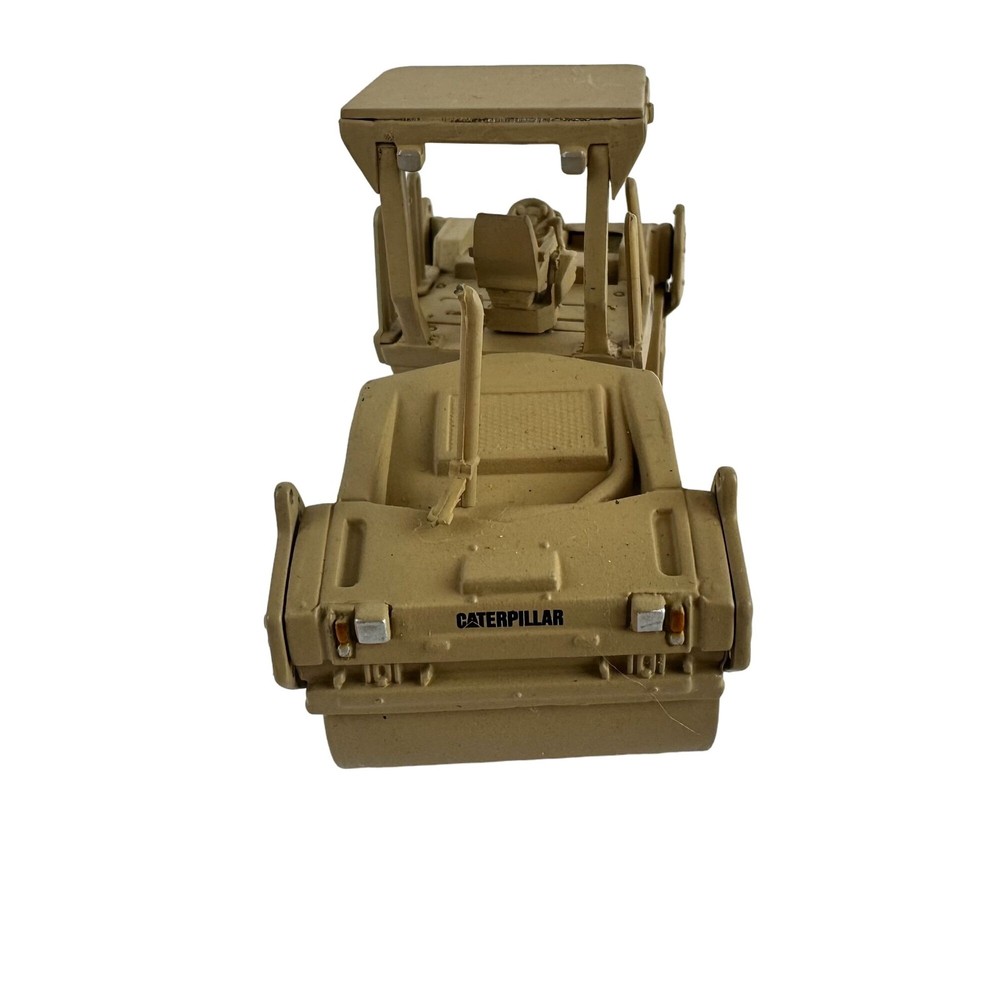 Norscot Die Cast Roller Construction Tractor