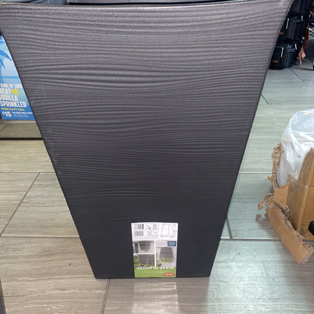 Keter Black Wave Planter 22 in. Tall New