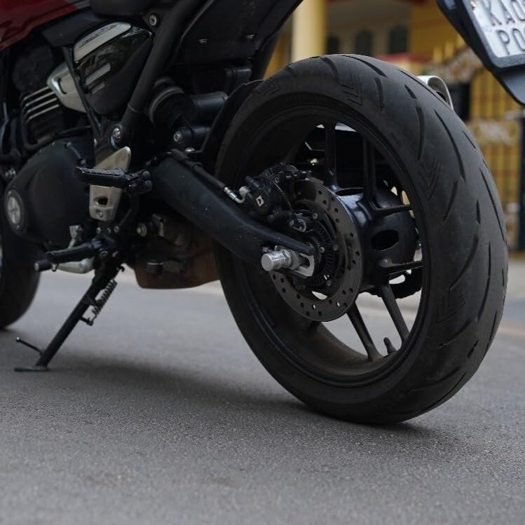 Paddock Swingarm Spools Fir for TRIUMPH SCRAMBLER 400 X