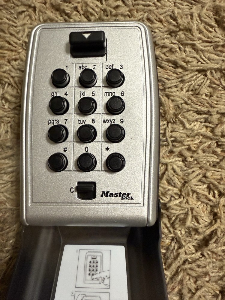 Master Lock Combination Lockbox