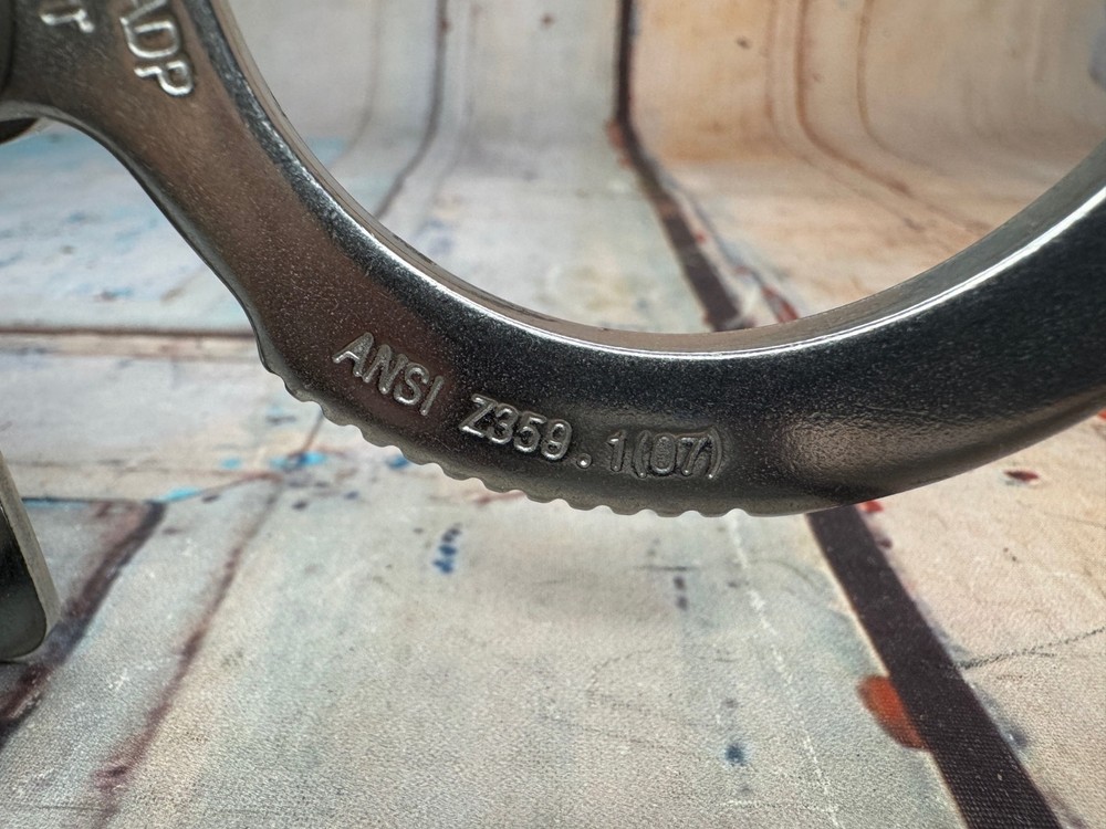 YN-610 ADP For Rope Size 5/8 Diameter , Breaking Strength 6000lbs