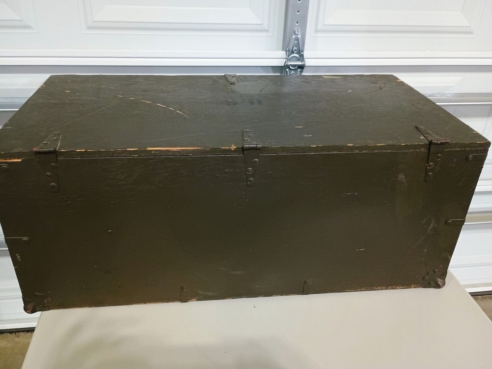 Vintage U.S Army Foot Locker