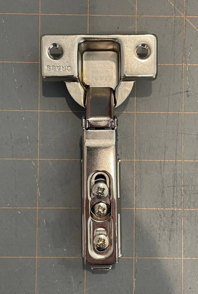 GRASS 1006-30 Clip-On Hinge (Self-Closing, 3703VS ) 110° Snap-On 1006 30