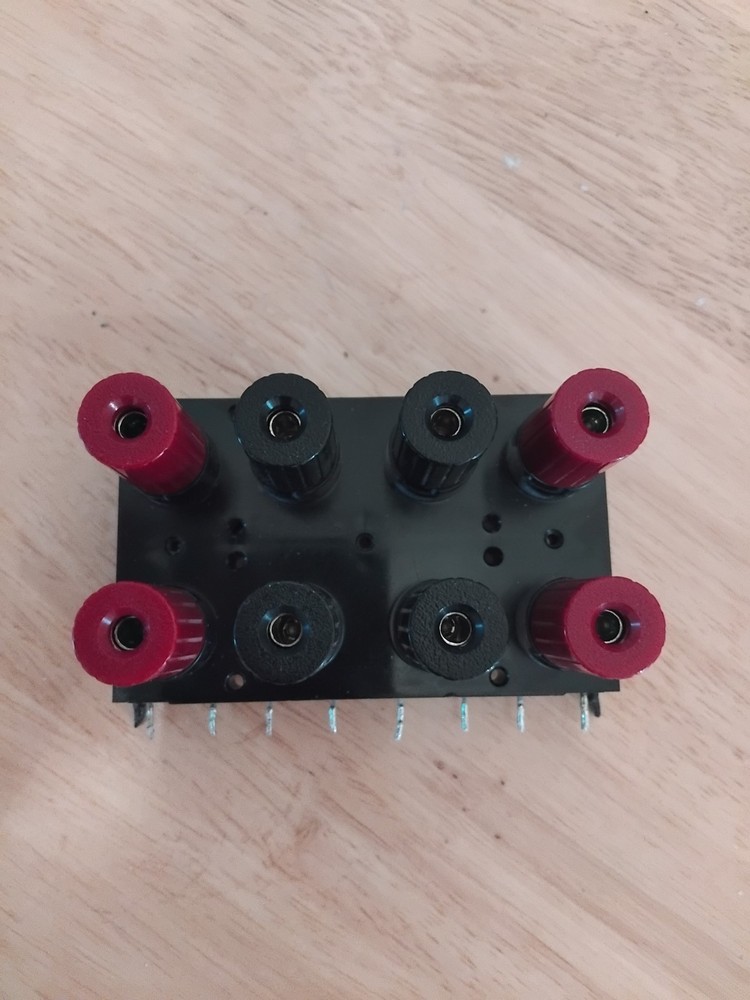 Speakers Connectors For Amplifier