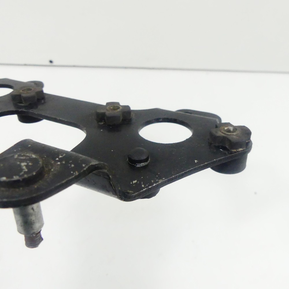 Suzuki GT 250 Ez : 73 Cockpit Mount Front Frame 38458