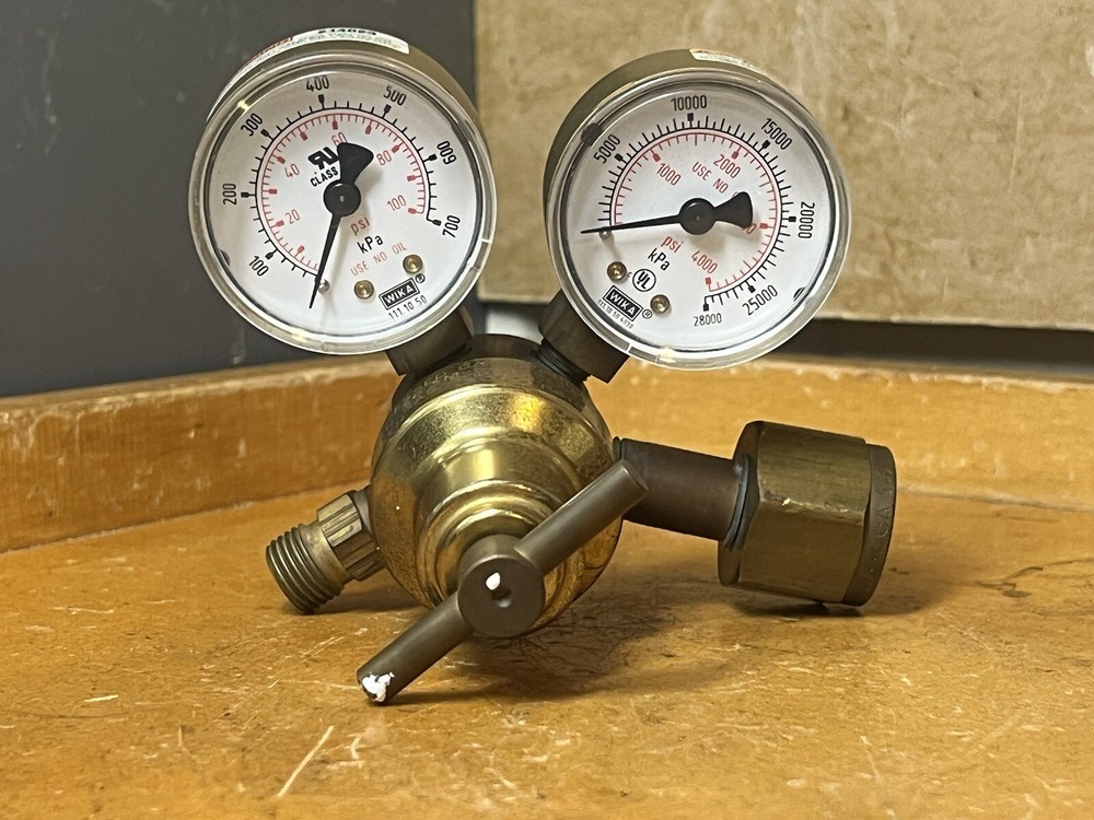 Meco Oxygen Regulator ~