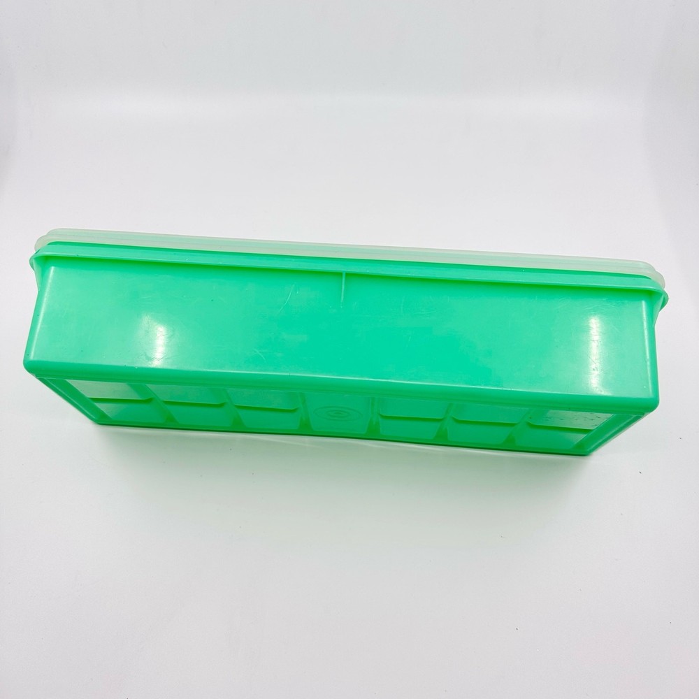 Tupperware Jadite Green Celery Vegetable Keeper #892 Rectangular Plastic Storage