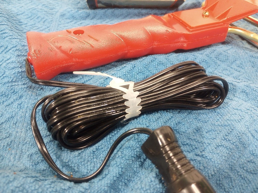 Quickie Electric Windshield Ice Scraper in Box Old Vintage Dynamic 1972