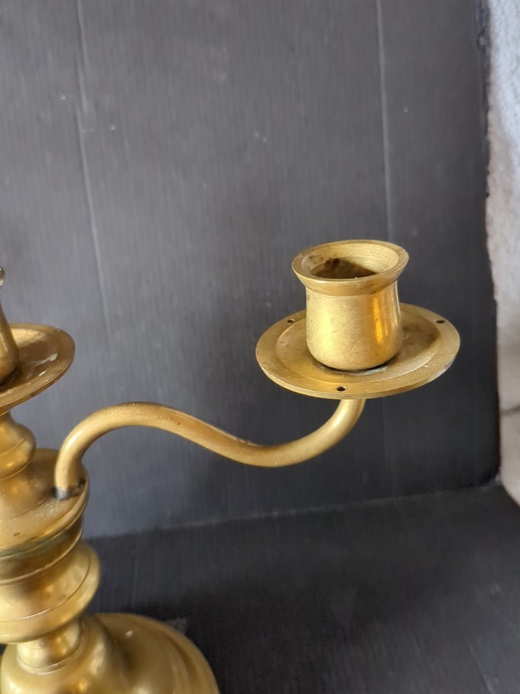 VINTAGE HEAVY SOLID BRASS 3 CANDLE CANDELABRA #