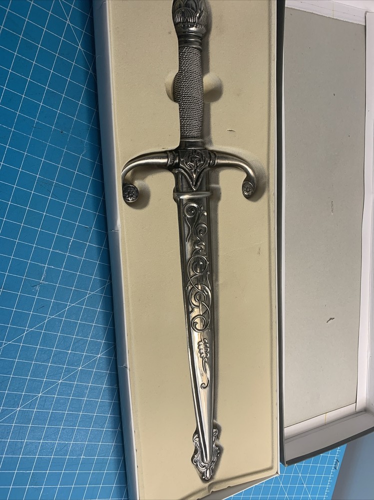 Knights Dagger Art No. Ck069 Stainless