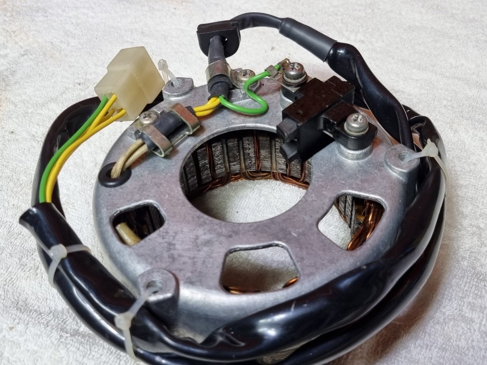 Suzuki Gt750 Alternator/generator