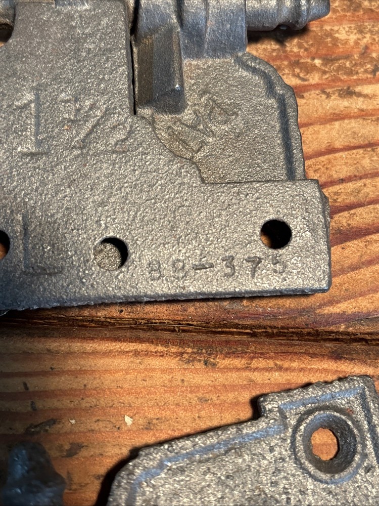 Cast Iron Acme Shutter Hinges 2 Sets, Left 3" x 5"