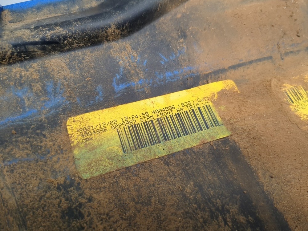 21-24 Can Am Commander 700 XT Left Front Door Panel 705015705