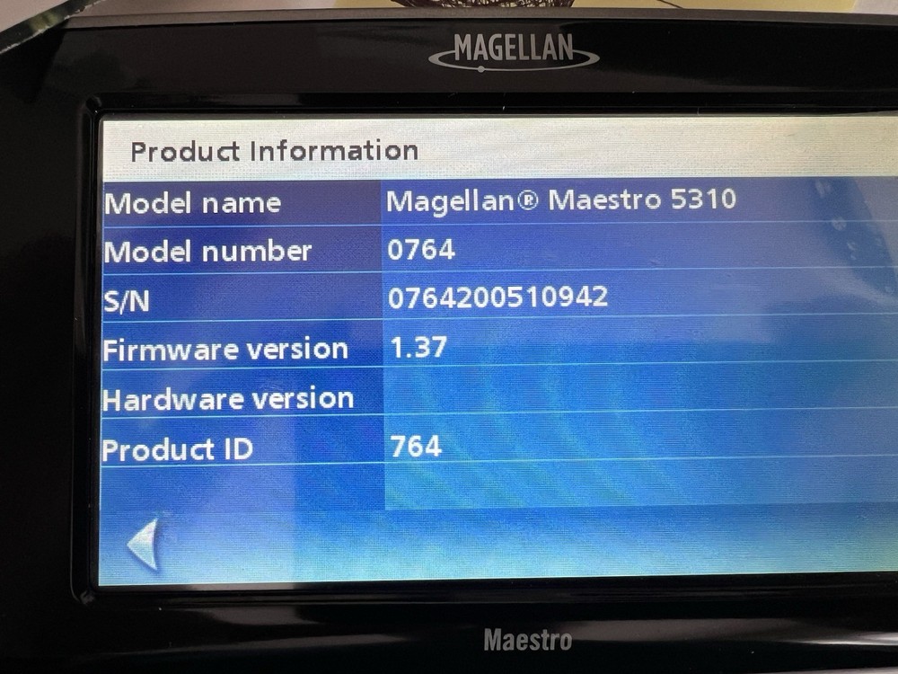 Magellan Maestro 5310 GPS Navigation Bundle + Cables + Accessories READ!