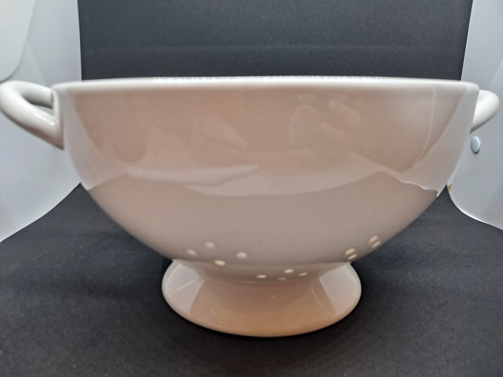 Rae Dunn Colander "Organic" printed on front white ceramic