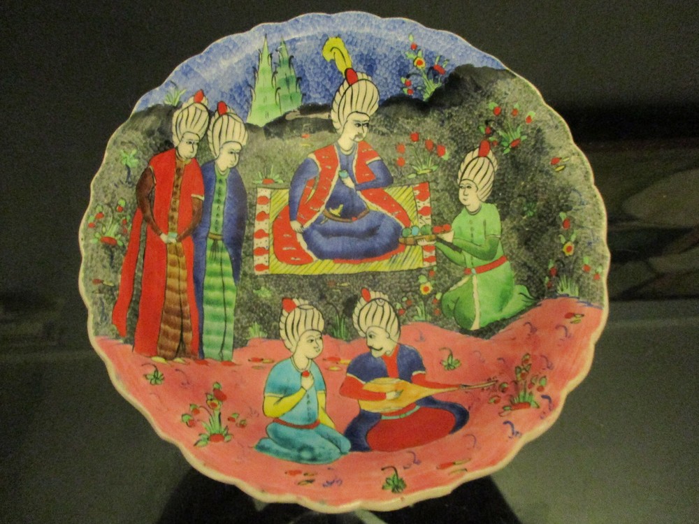 Turkish Ottoman Sultan Figural Scene Polychrome HandPainted Ceramic Bowl Kutahya