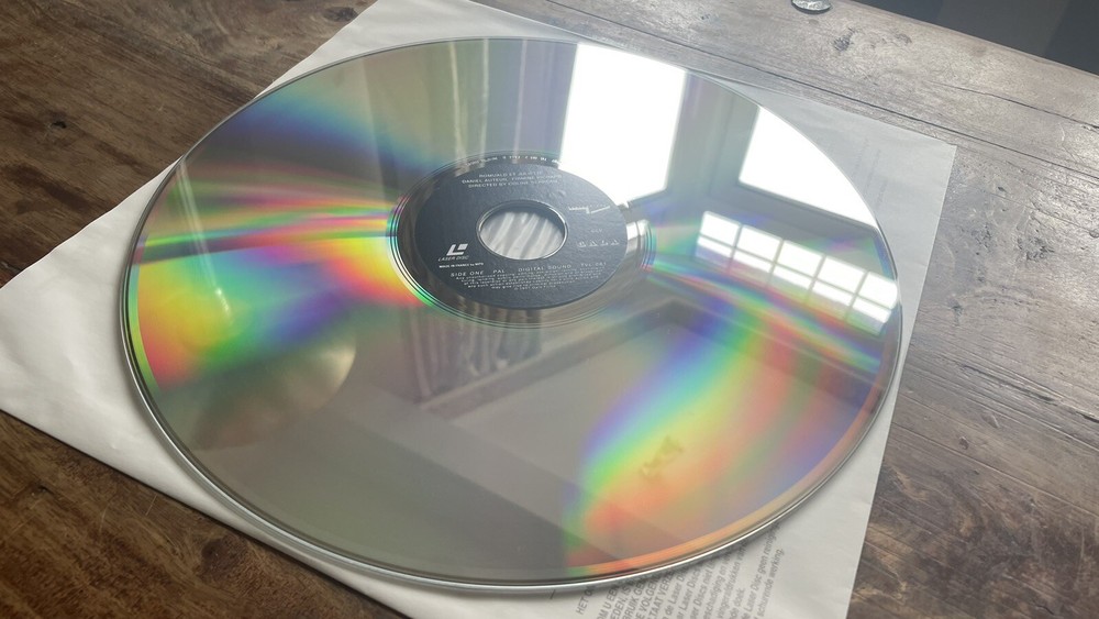 ROMUALD ET JULIETTE - DANIEL AUTEUIL MINT LASERDISC