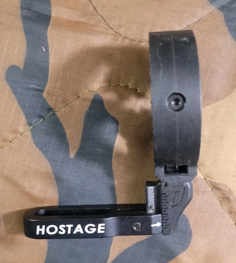 Hostage Archery Basket Arrow  Rest