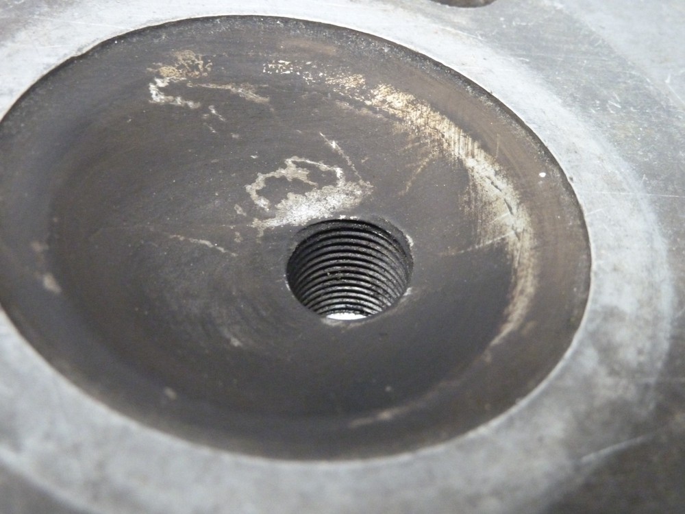 Suzuki Gt250 K L M left Side Cylinder Head