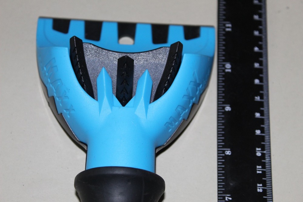 Ice Scraper & Crusher Tool Windshield For Ice & Snow Removal Anti-Scratch Blue