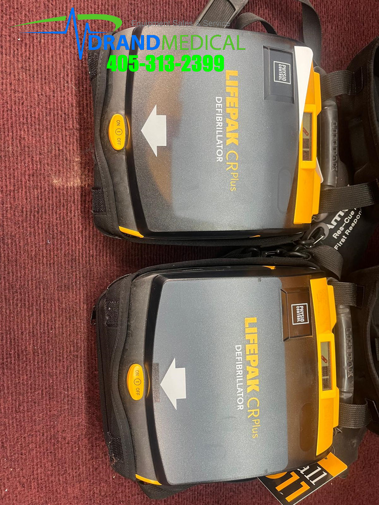Physio Control Lifepak CR Plus AED With Case(B3-4)