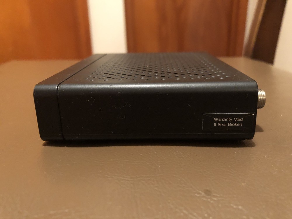 Evolution Digital DMS2004UHD Universal DTA HD/SD Set Top Box w/ Remote & Cables