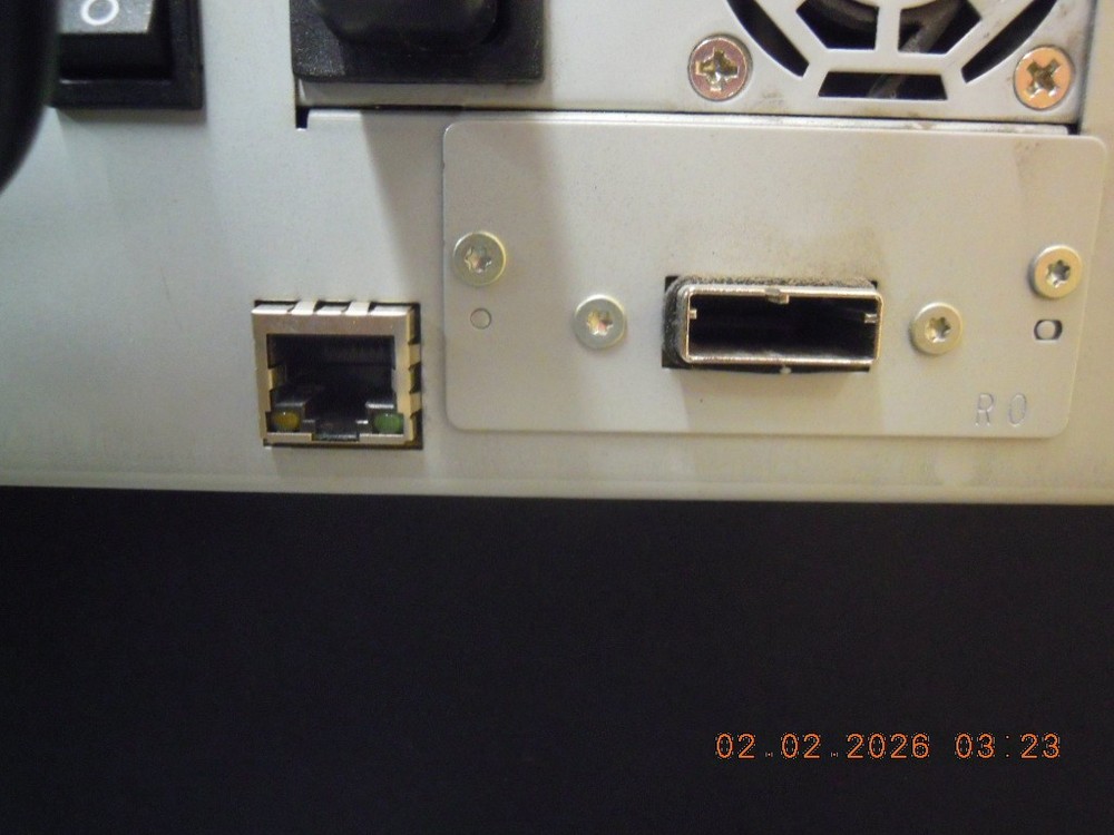 Quantum SuperLoader 3 Tape Autoloader Model L700 | EC-L2PAE-YF | Read 1st