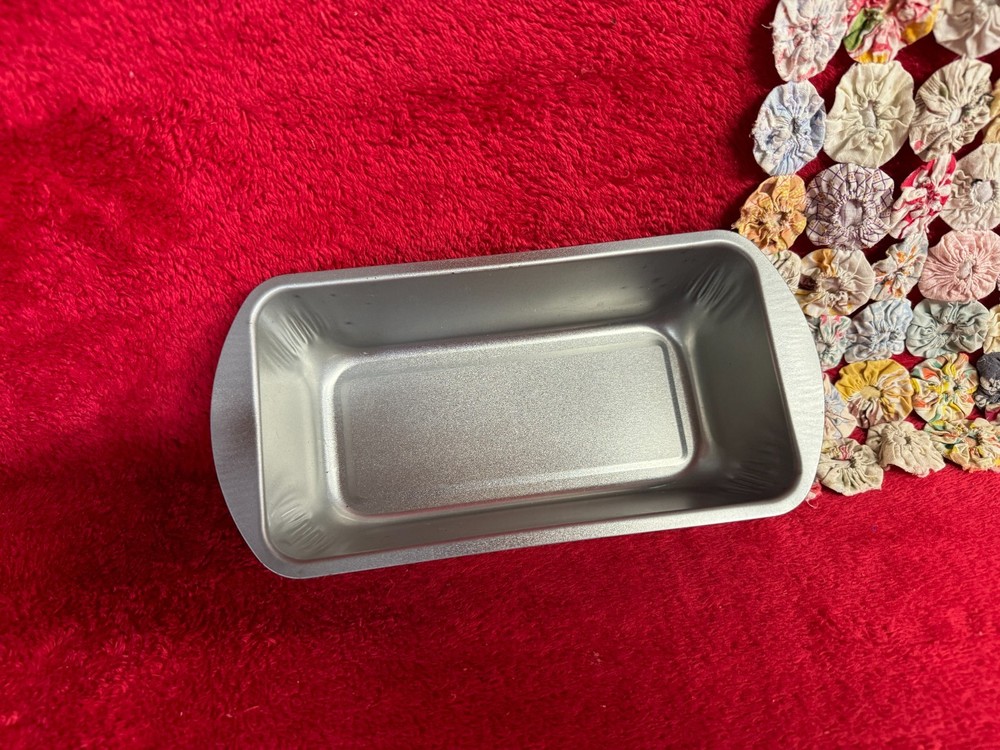 Silvertone Loaf Pan