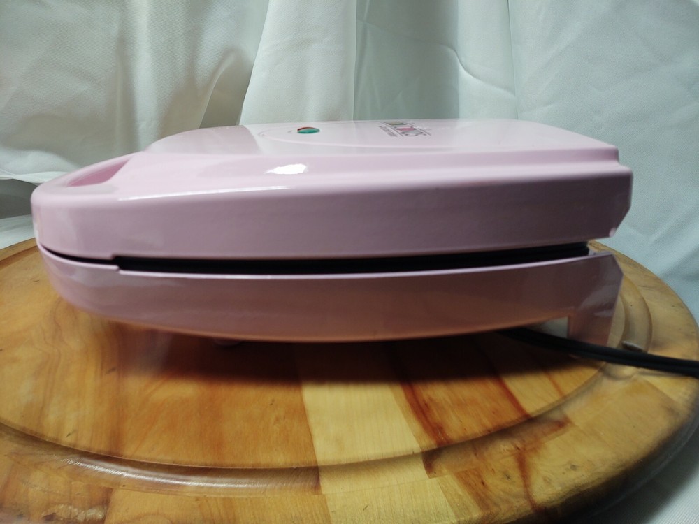 Babycakes Cupcake Maker Machine 8 Mini Cakes Griddle Pre Owned