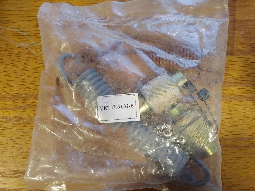 Brake Hardware MKT4709ES2B (R2DE2)
