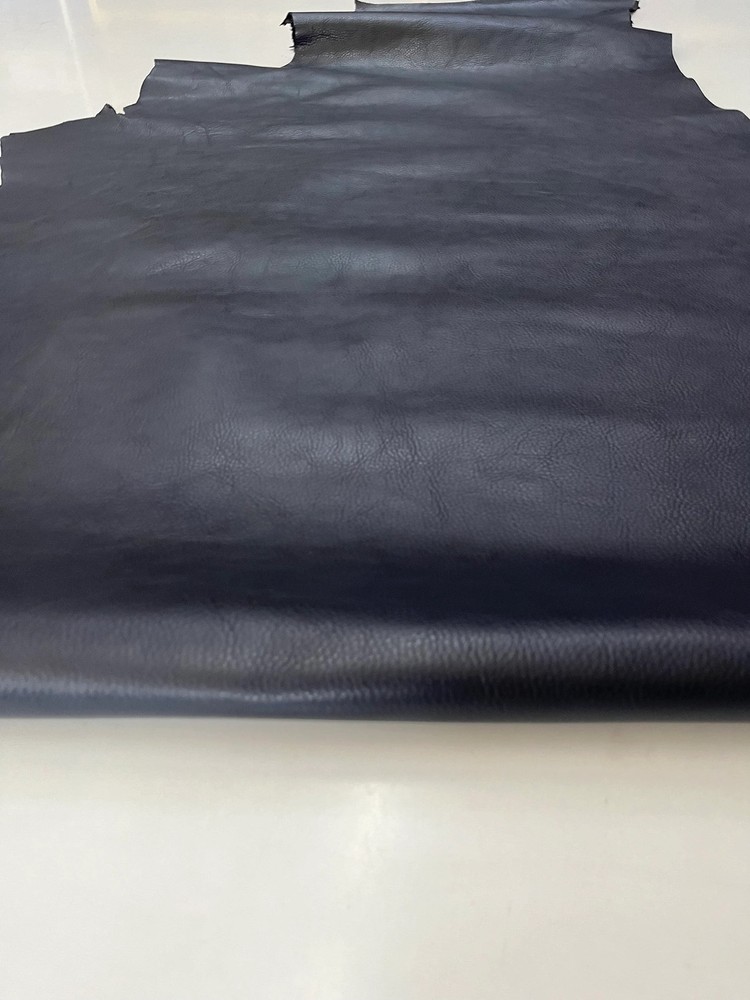 Cow Leather hide, genuine cow leather sheets, milled with two tone pull up effe