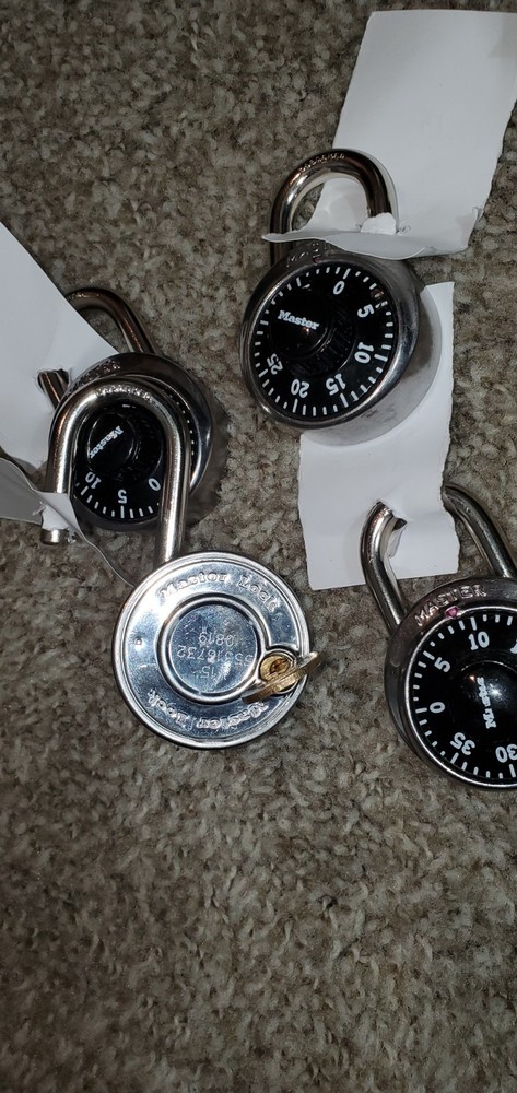 4pc Master Combination Lock #1525 With V15 Control Key